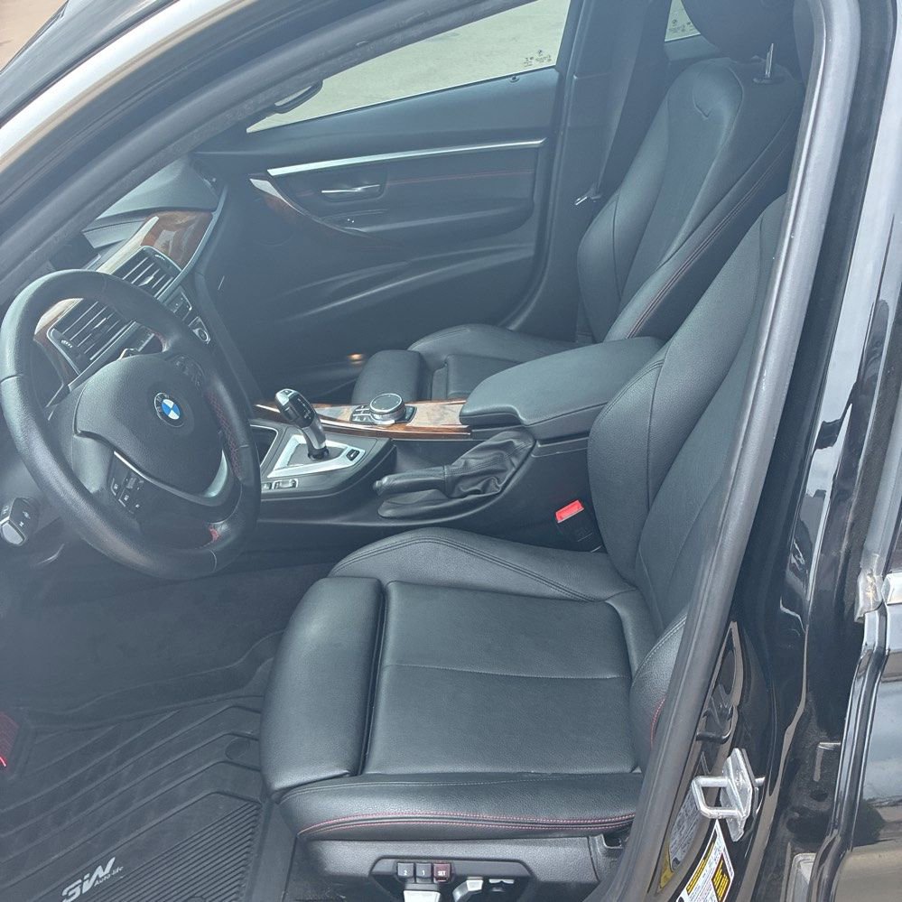 Used 2018 BMW 330e w/ Convenience Package image 7