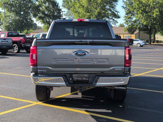 Used 2021 Ford F150 XLT w/ Equipment Group 302A High AWD/4WD image 4