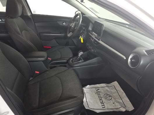 Used 2021 Kia Forte LXS image 7