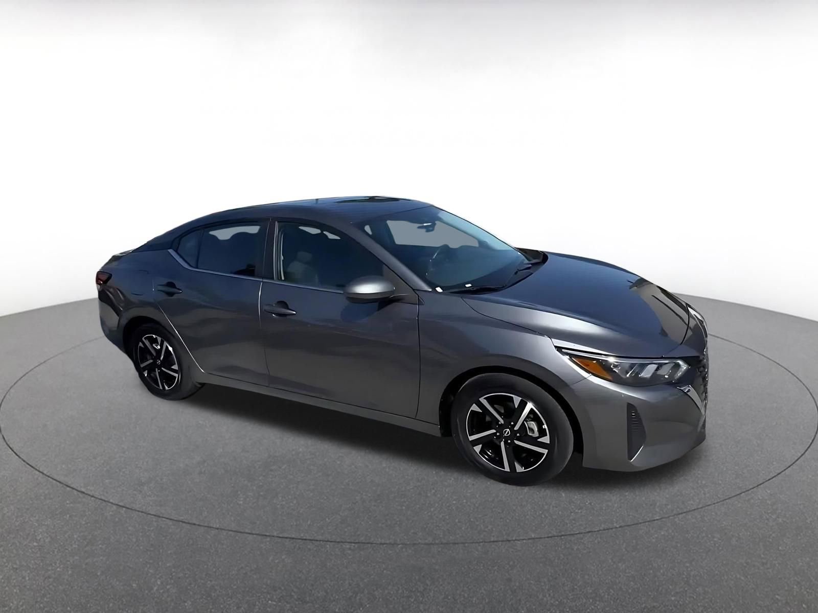 Used 2025 Nissan Sentra SV FWD video 2