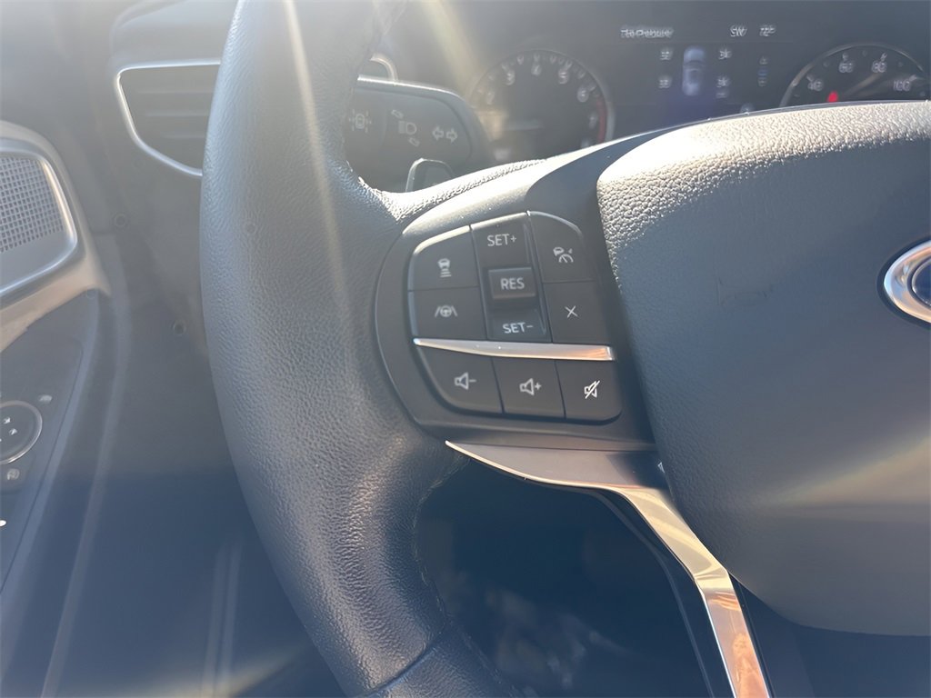 Used 2020 Ford Explorer Limited image 18