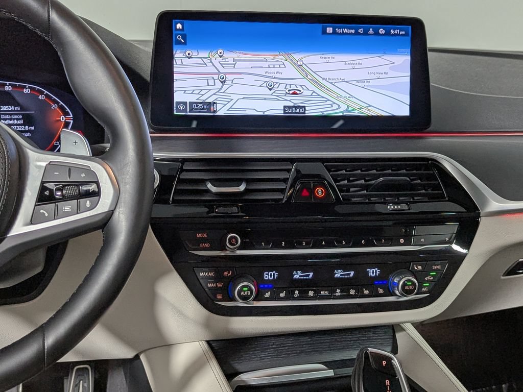 Certified 2023 BMW 540i xDrive w/ M Sport Package AWD/4WD image 40