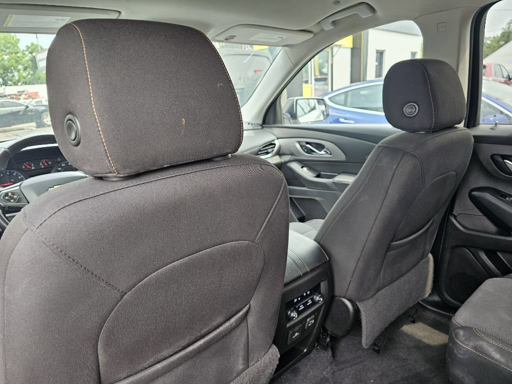 Used 2019 Chevrolet Traverse LT FWD image 68