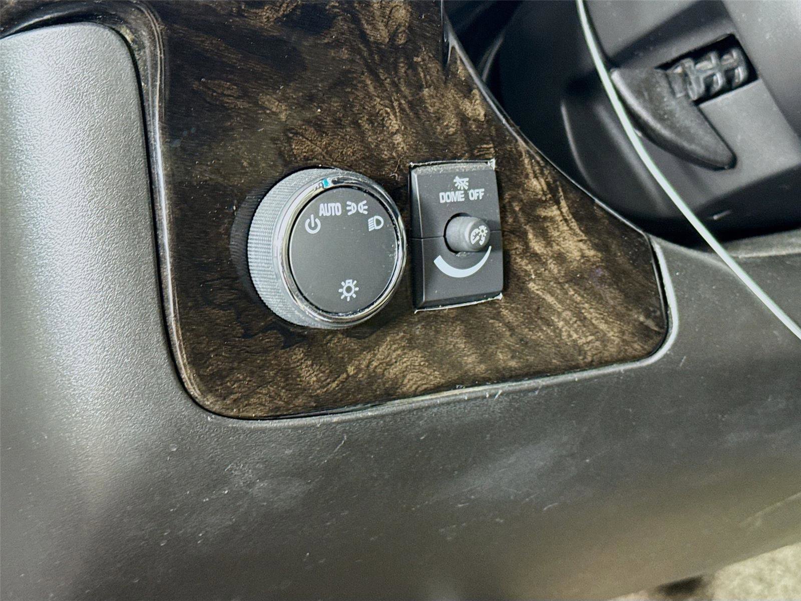 Used 2021 Chevrolet Express 3500 LS w/ Chrome Appearance Package image 6