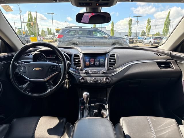 Used 2017 Chevrolet Impala LT w/ Convenience Package FWD image 11