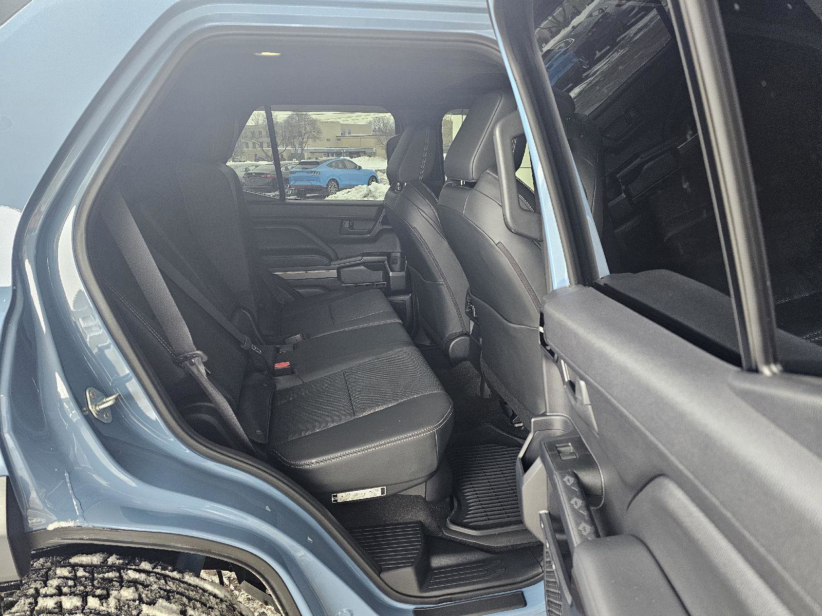 Used 2025 Toyota 4Runner TRD Off-Road Premium image 15