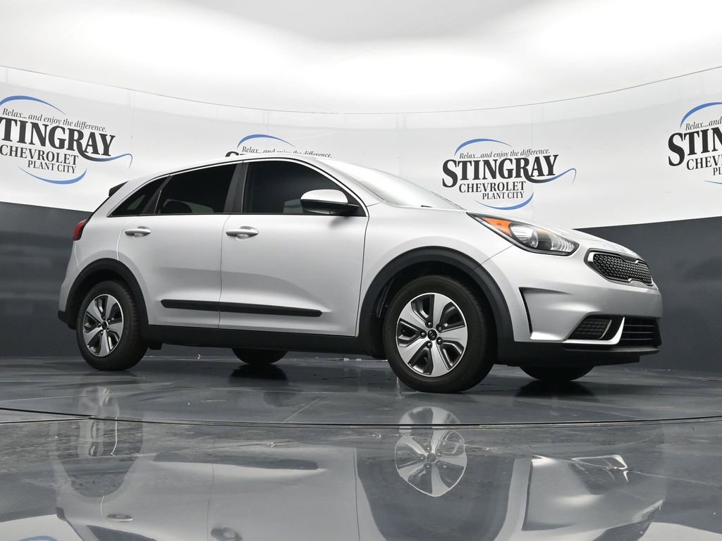 Used 2018 Kia Niro FE image 17