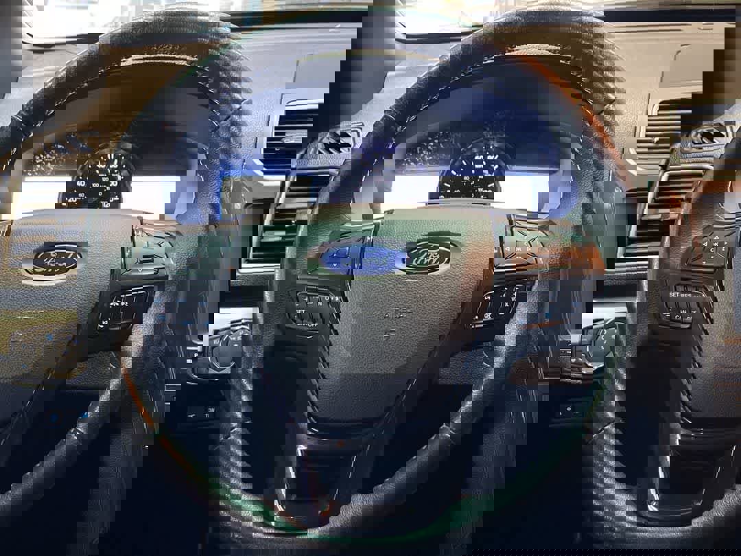 Used 2016 Ford Explorer XLT w/ Equipment Group 202A image 17