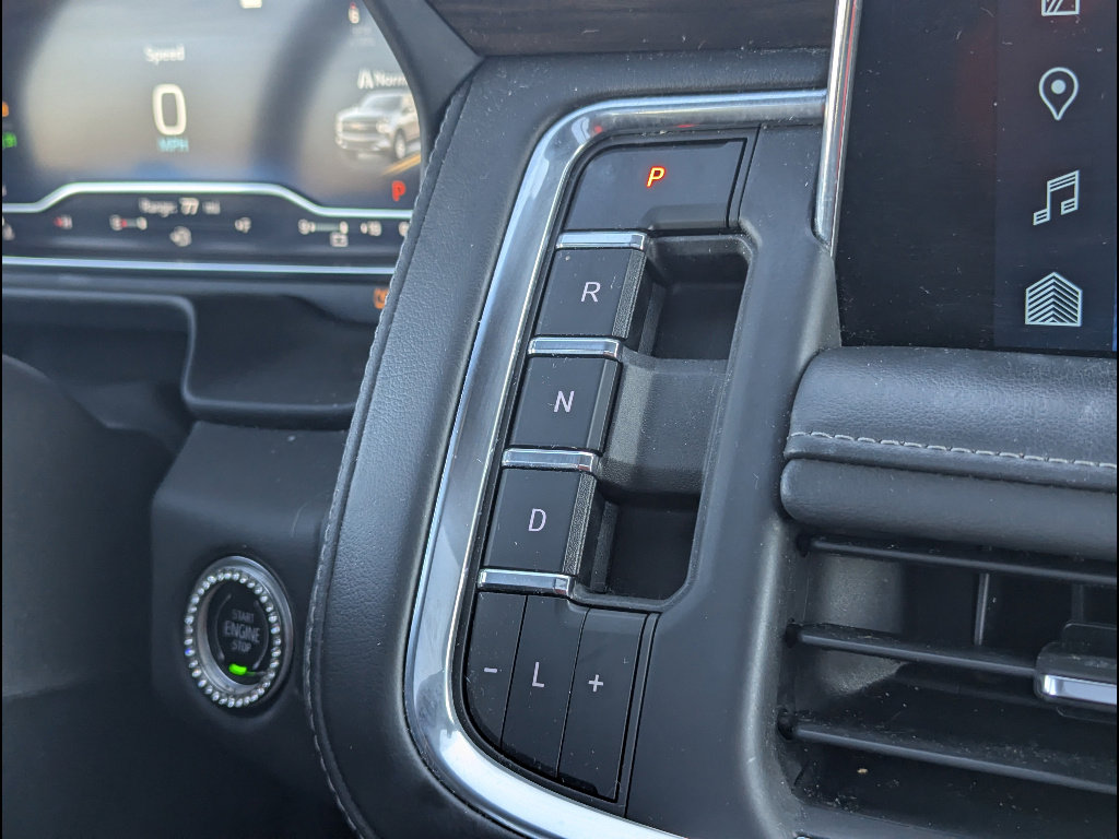 Used 2022 Chevrolet Suburban Z71 w/ Luxury Package AWD/4WD image 35