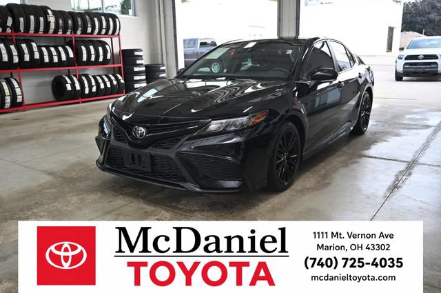 Used 2022 Toyota Camry SE w/ Carpet Mat Package (TMS)
