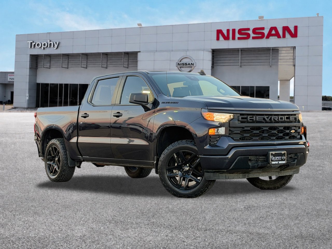 Used 2023 Chevrolet Silverado 1500 Custom w/ LPO, Dark Essentials Package RWD image 1