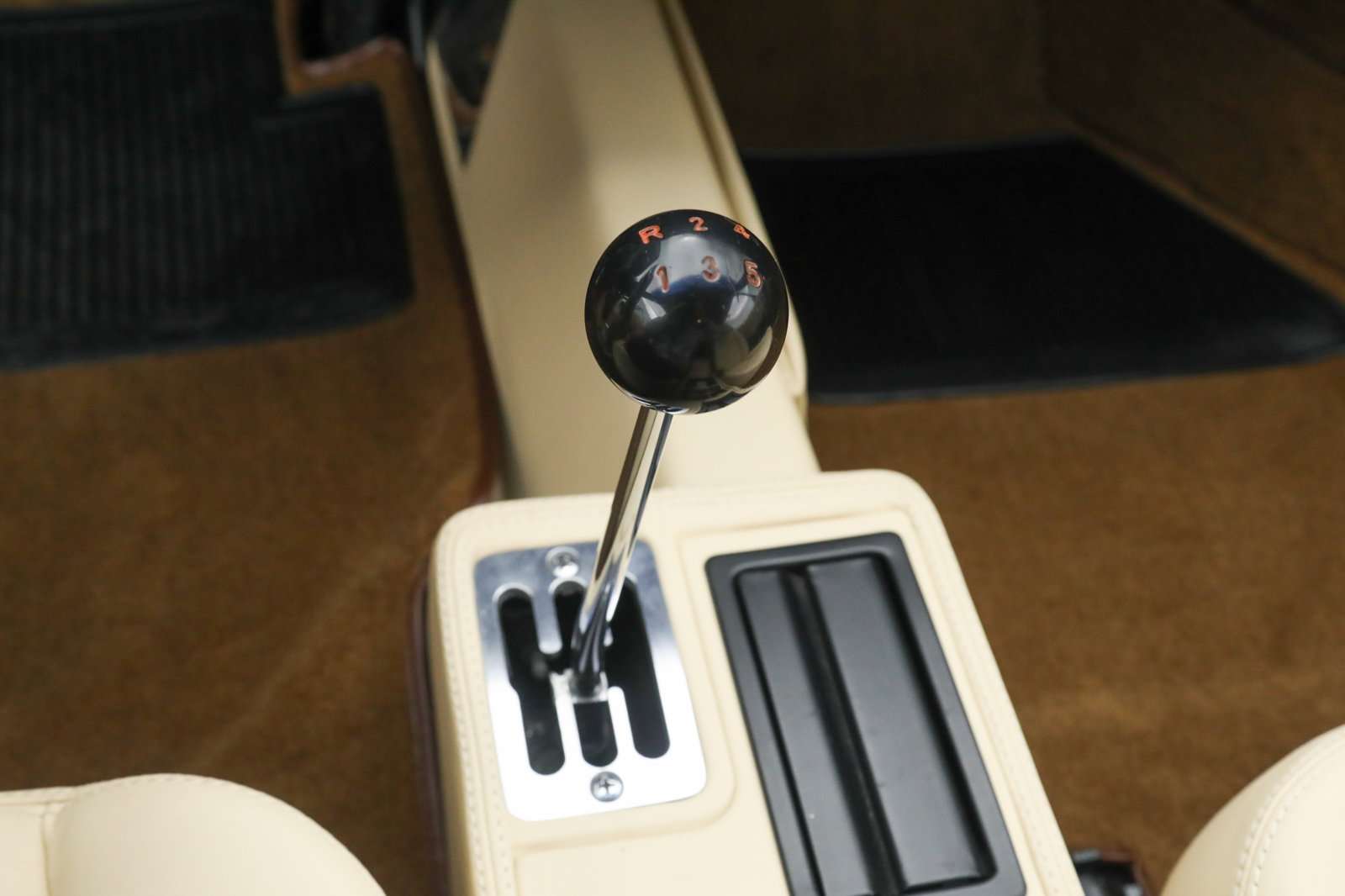 Used 1989 Ferrari 328 GTB RWD image 27