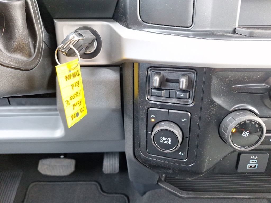 New 2026 Ford F350 XLT w/ XLT Value Package AWD/4WD image 10