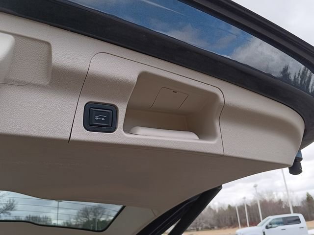 Used 2021 GMC Acadia Denali w/ Denali Ultimate Package AWD/4WD image 27