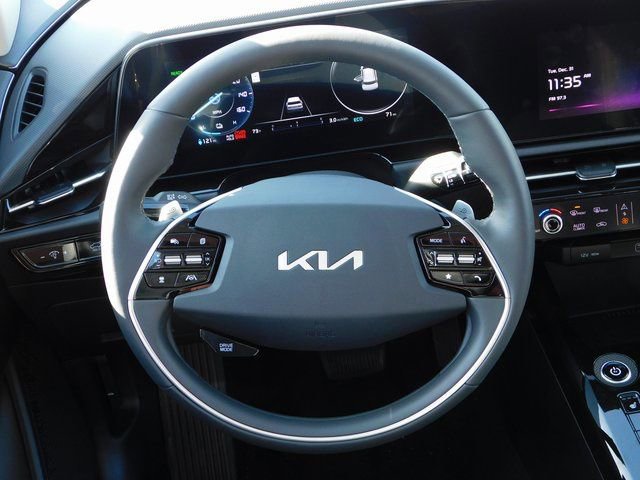 Used 2024 Kia Niro Wind w/ Wind Preserve Package image 17