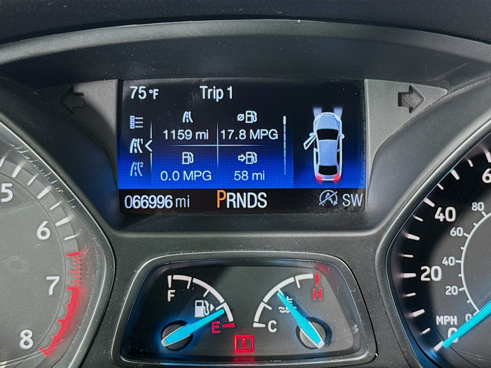 Used 2017 Ford Escape Titanium AWD/4WD image 14