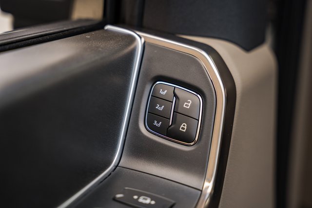 New 2026 Ford F350 4x4 Crew Cab Super Duty image 47