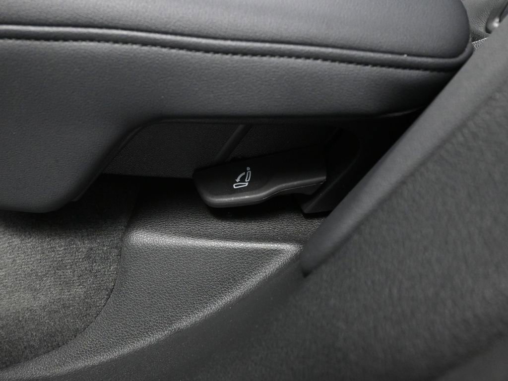 Used 2024 Audi Q5 2.0T Premium Plus image 43