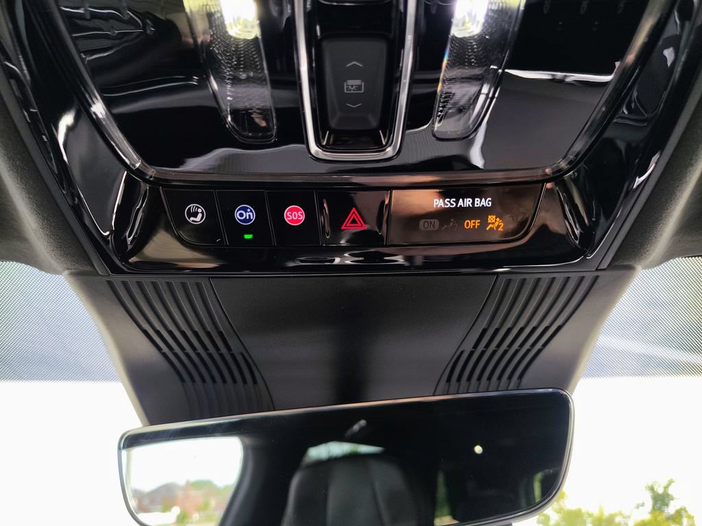 New 2027 Cadillac Vistiq Premium Luxury w/ LPO, Floor Liner Package AWD/4WD image 30