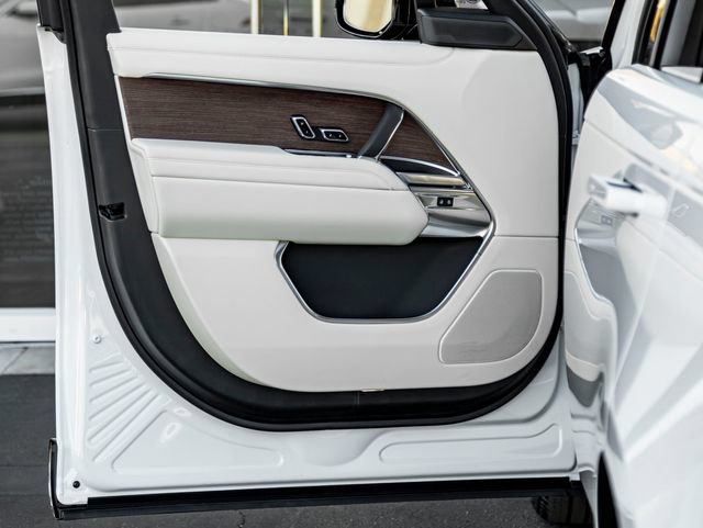 New 2027 Land Rover Range Rover SE AWD/4WD image 12