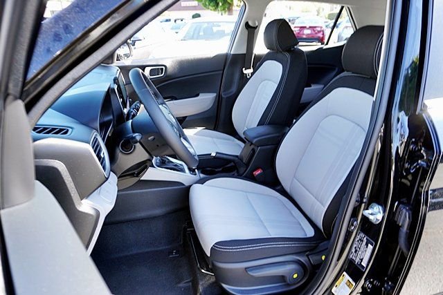 Certified 2026 Hyundai Venue SEL image 15