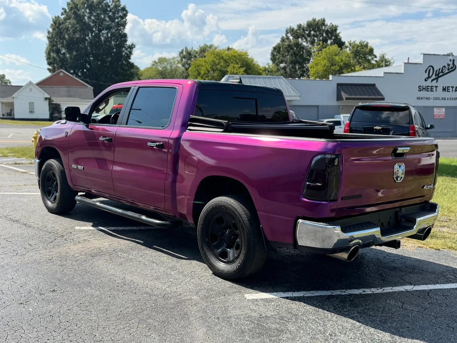 Used 2020 RAM 1500 Big Horn AWD/4WD image 7