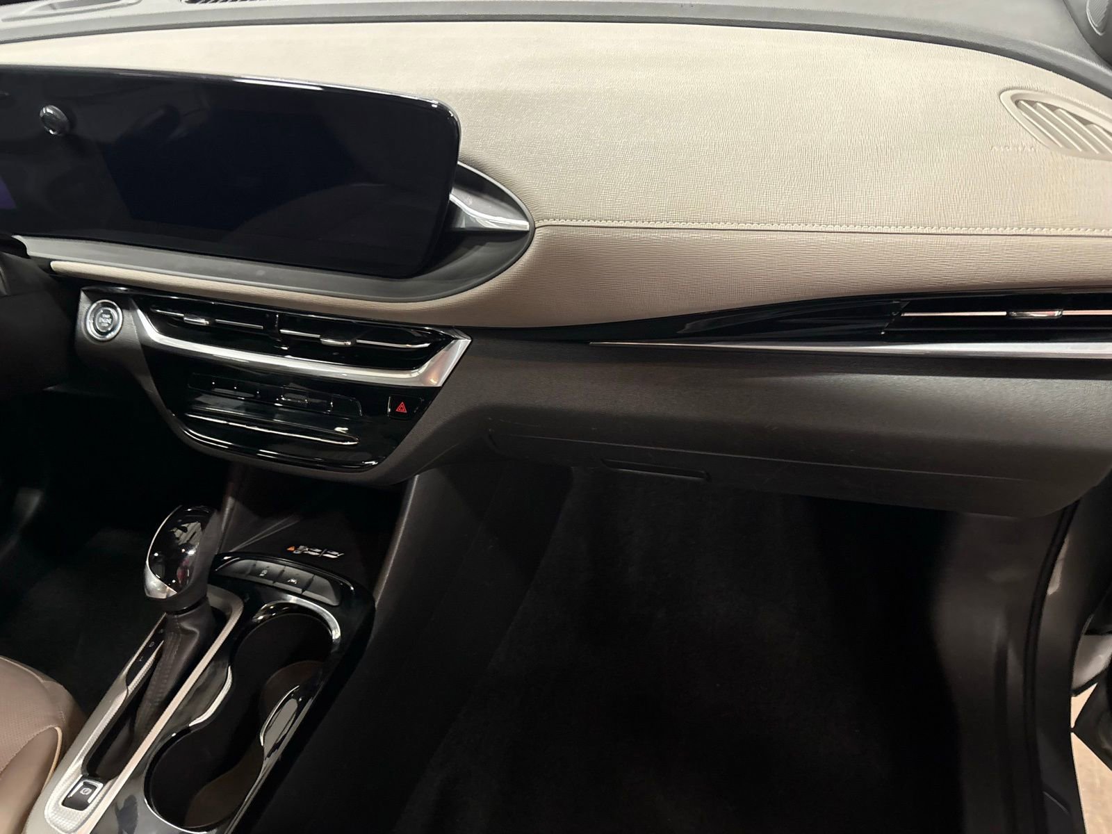 Used 2024 Buick Envista Avenir FWD image 20