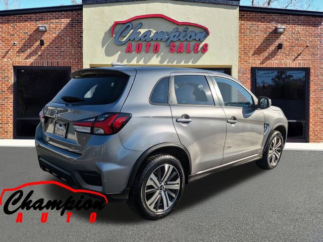 Used 2021 Mitsubishi Outlander Sport SE image 4