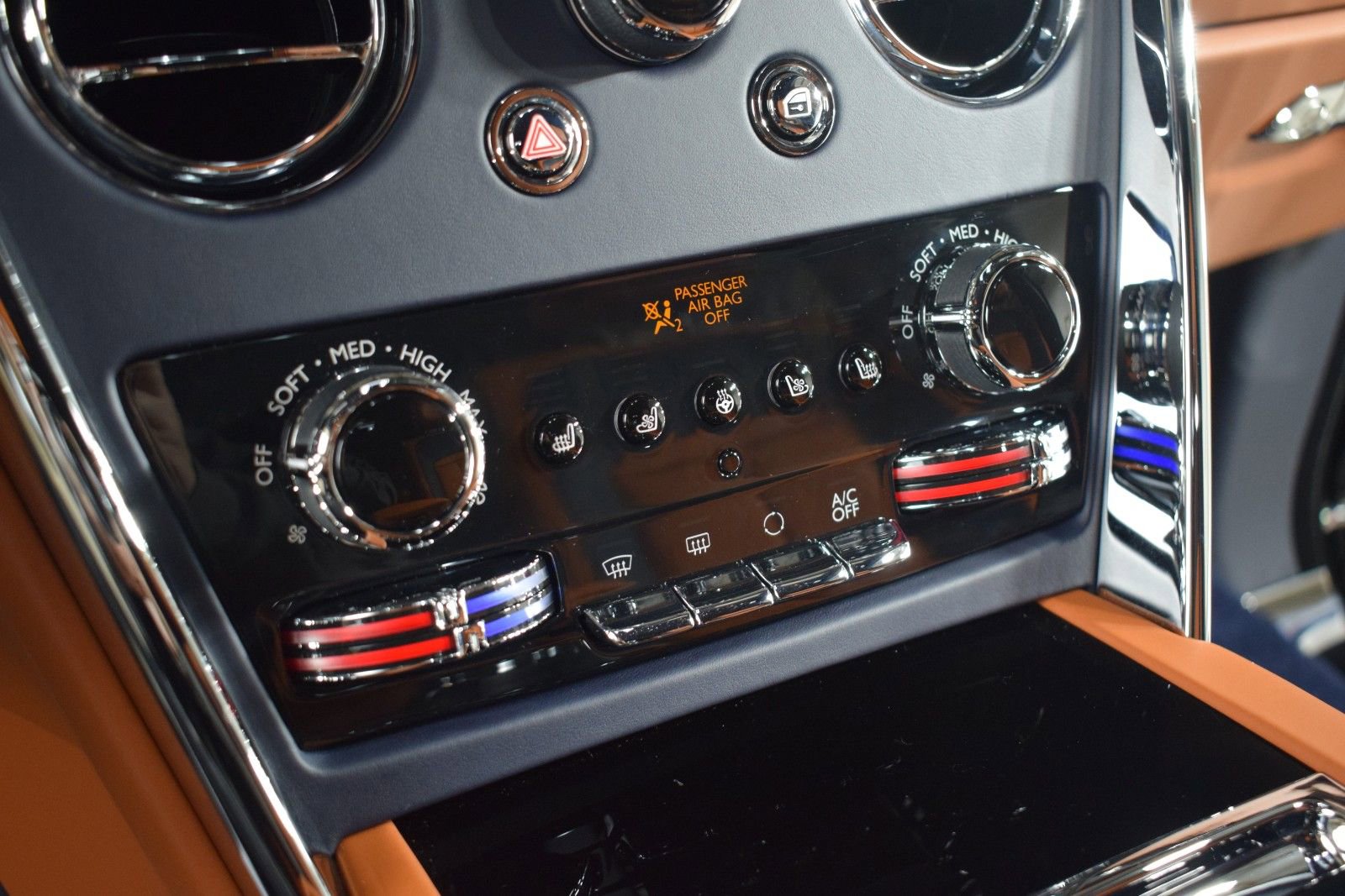 New 2026 Rolls-Royce Cullinan image 32