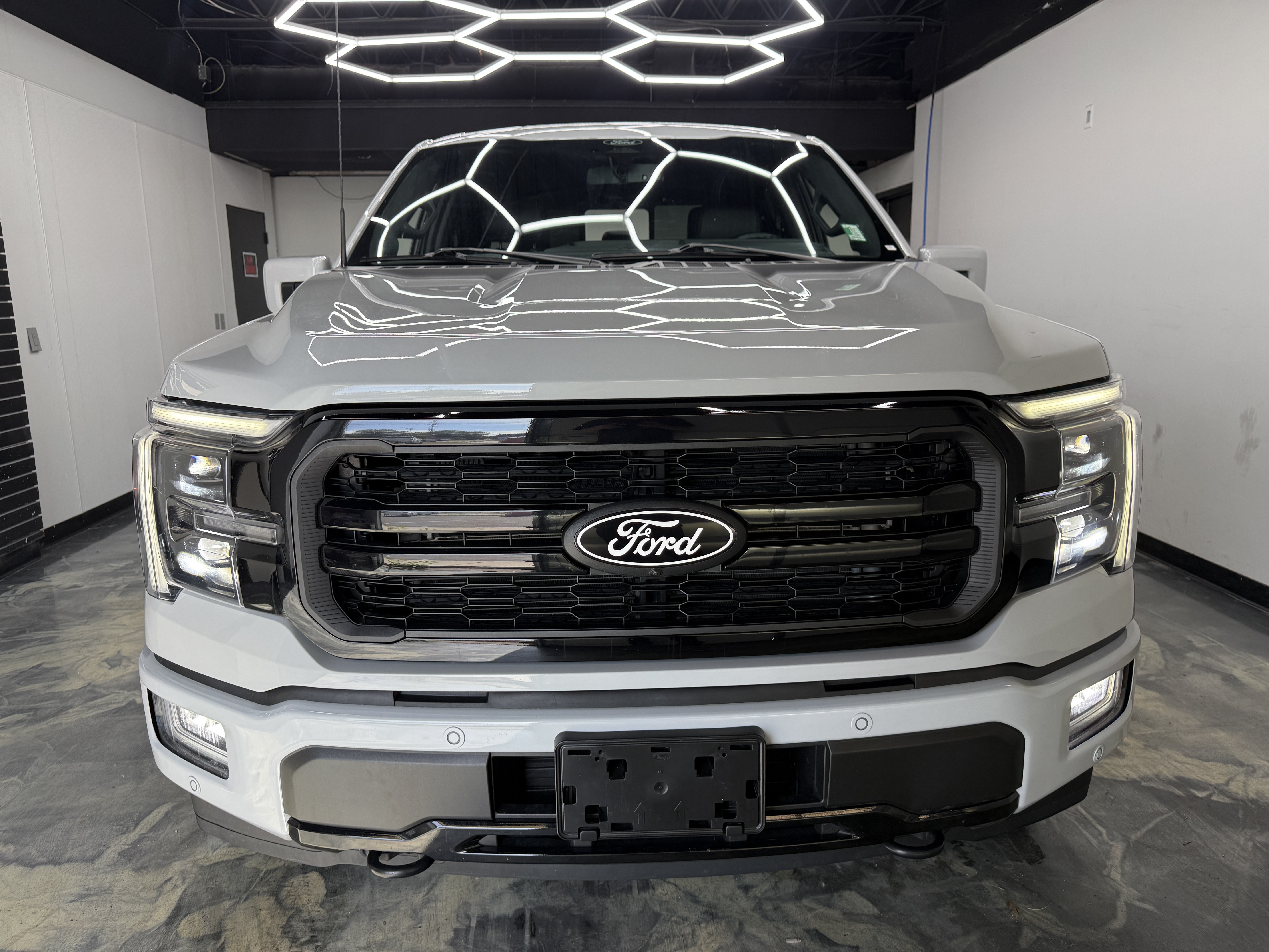 Used 2024 Ford F150 Lariat w/ Equipment Group 502A High AWD/4WD image 6