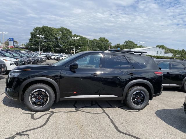 New 2026 Nissan Pathfinder Rock Creek AWD/4WD image 2