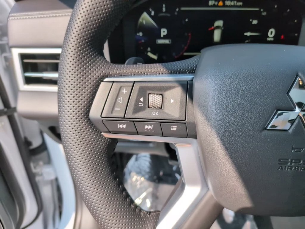 New 2026 Mitsubishi Outlander SE AWD/4WD image 23