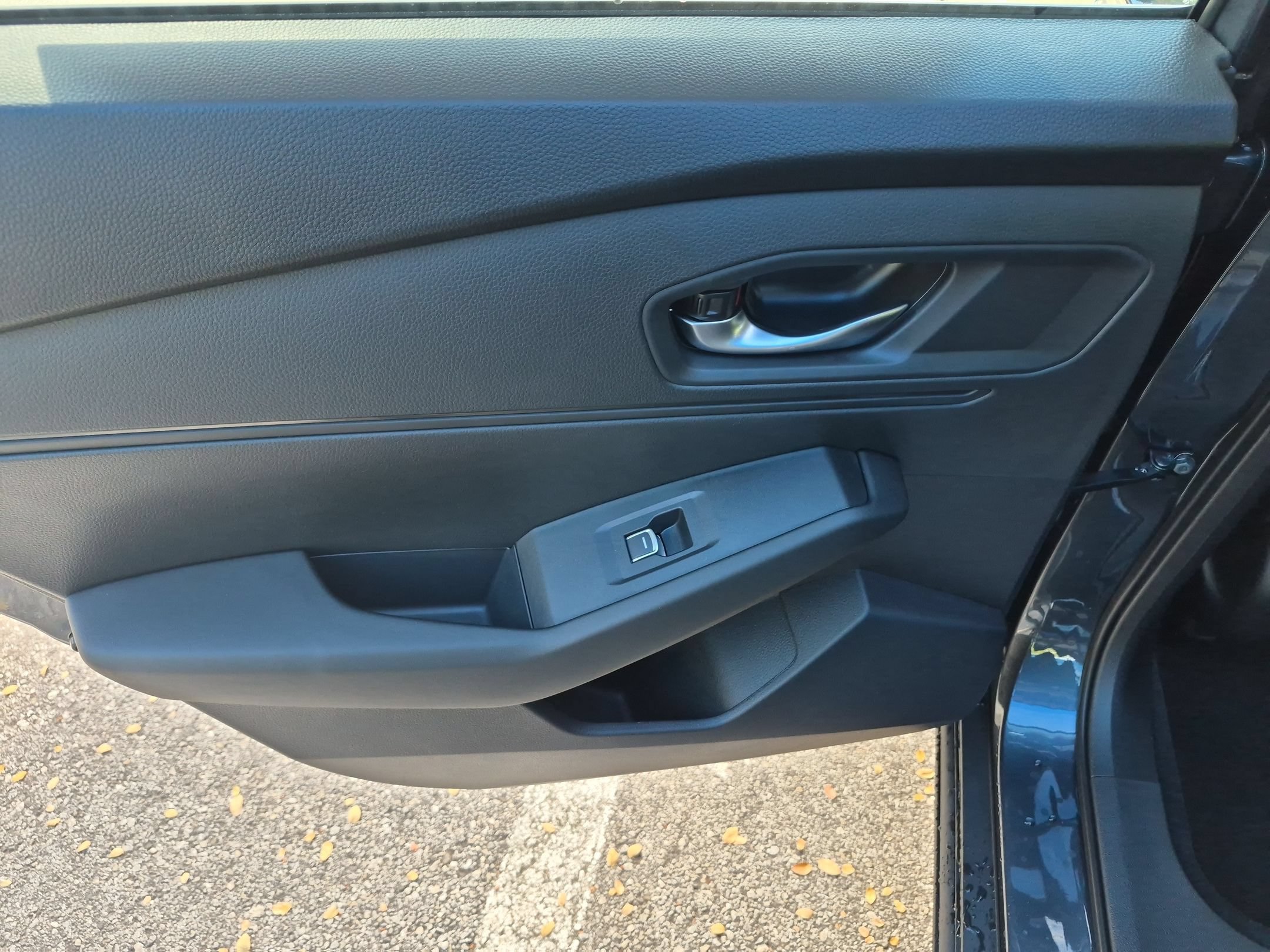 New 2026 Honda Accord SE image 15
