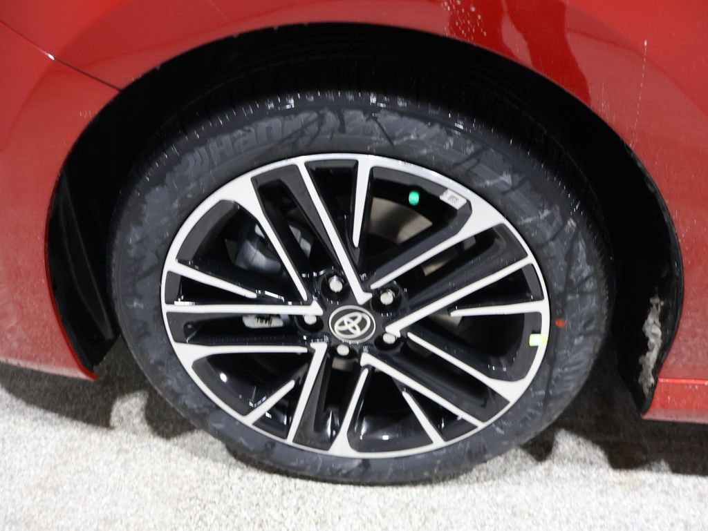 New 2026 Toyota Camry XLE image 7