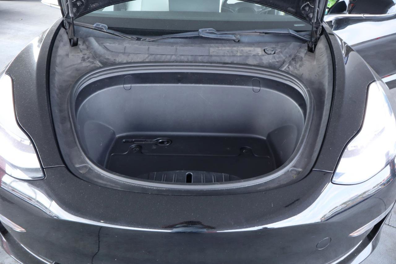 Used 2019 Tesla Model 3 Long Range RWD image 37