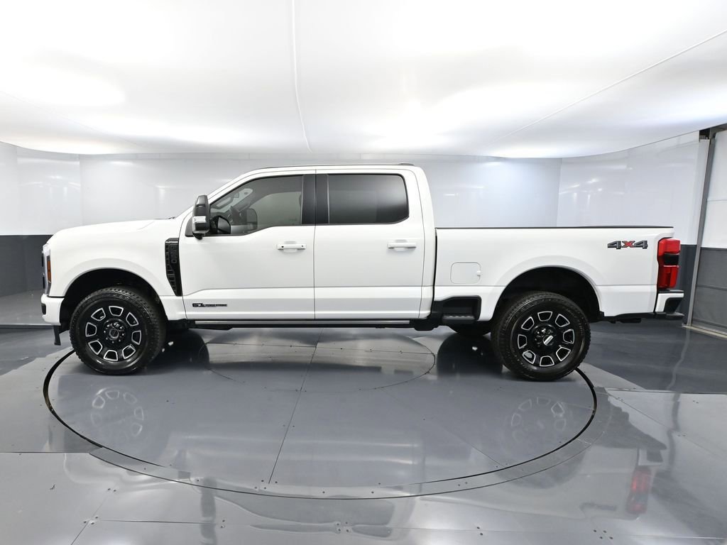 Used 2025 Ford F250 Platinum image 9