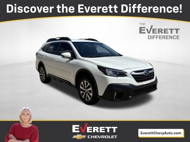 Used 2022 Subaru Outback Premium AWD/4WD image 1