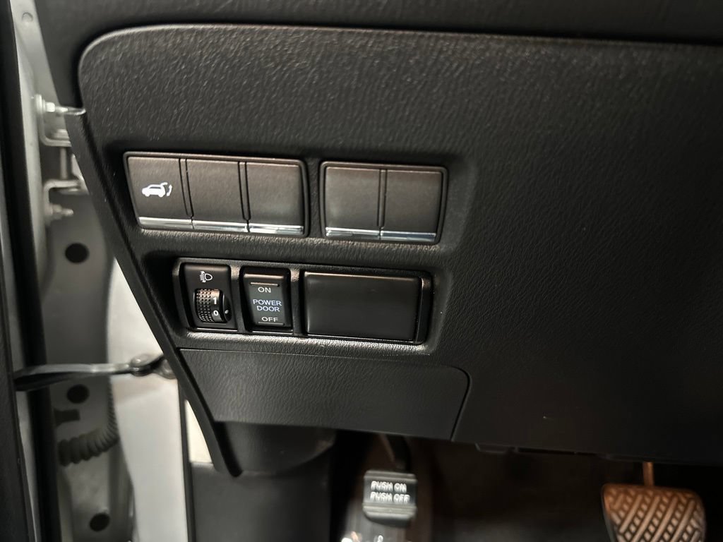 Used 2017 INFINITI QX80 4WD image 35