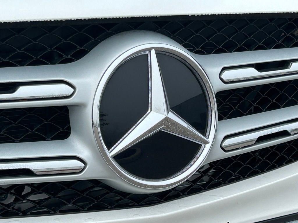 Used 2022 Mercedes-Benz GLC 300 image 33
