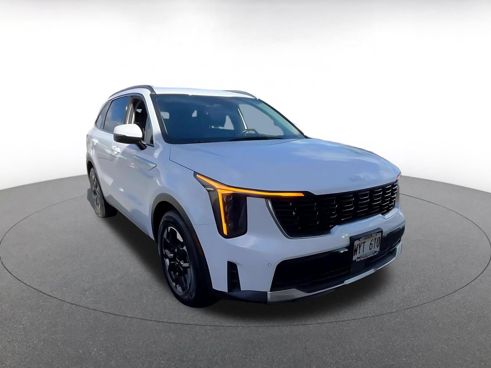 Used 2024 Kia Sorento S FWD image 3