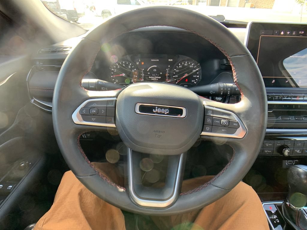 Used 2024 Jeep Compass Trailhawk AWD/4WD image 16