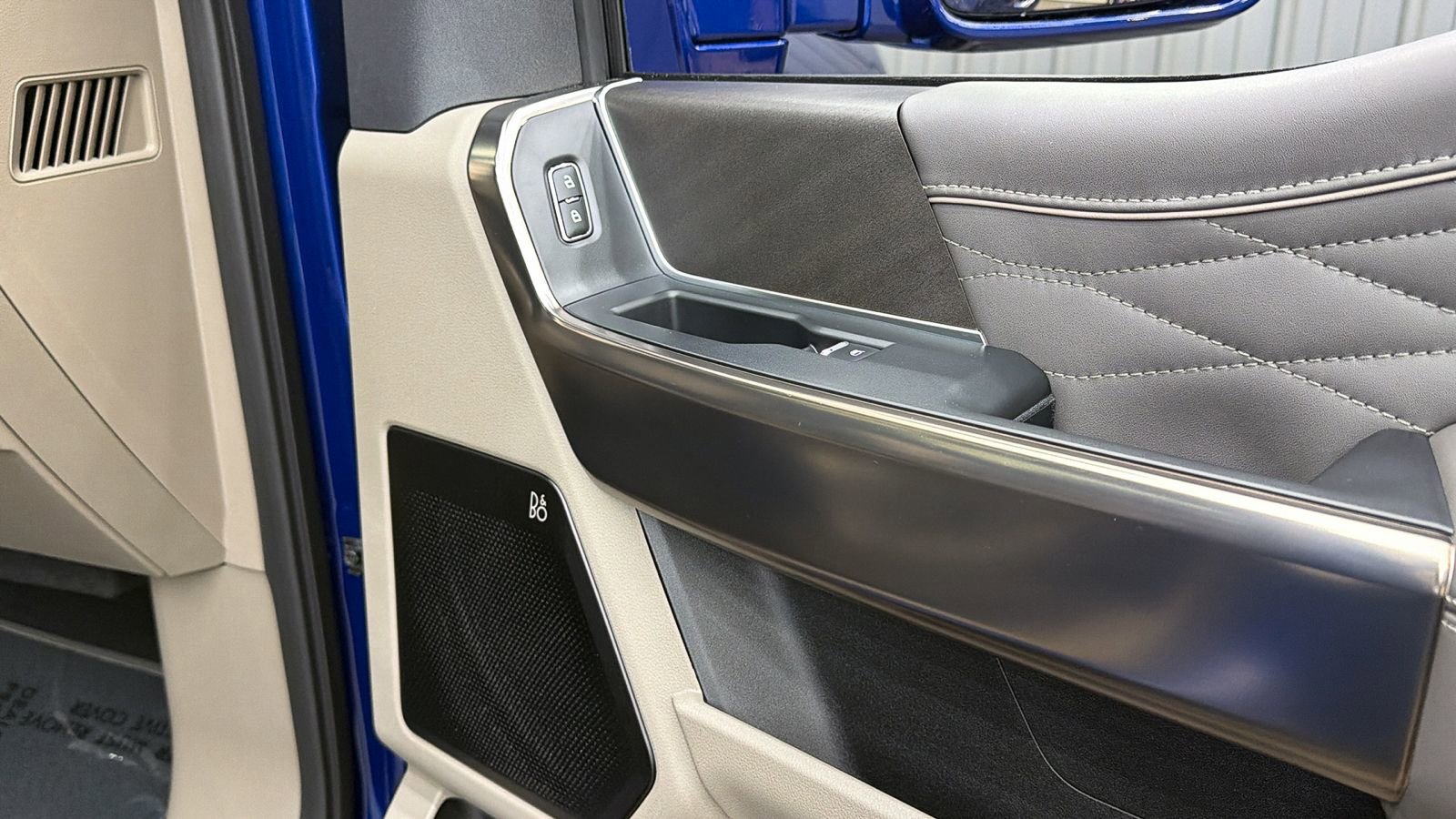 Used 2026 Ford F450 Platinum w/ Platinum Plus Package image 43