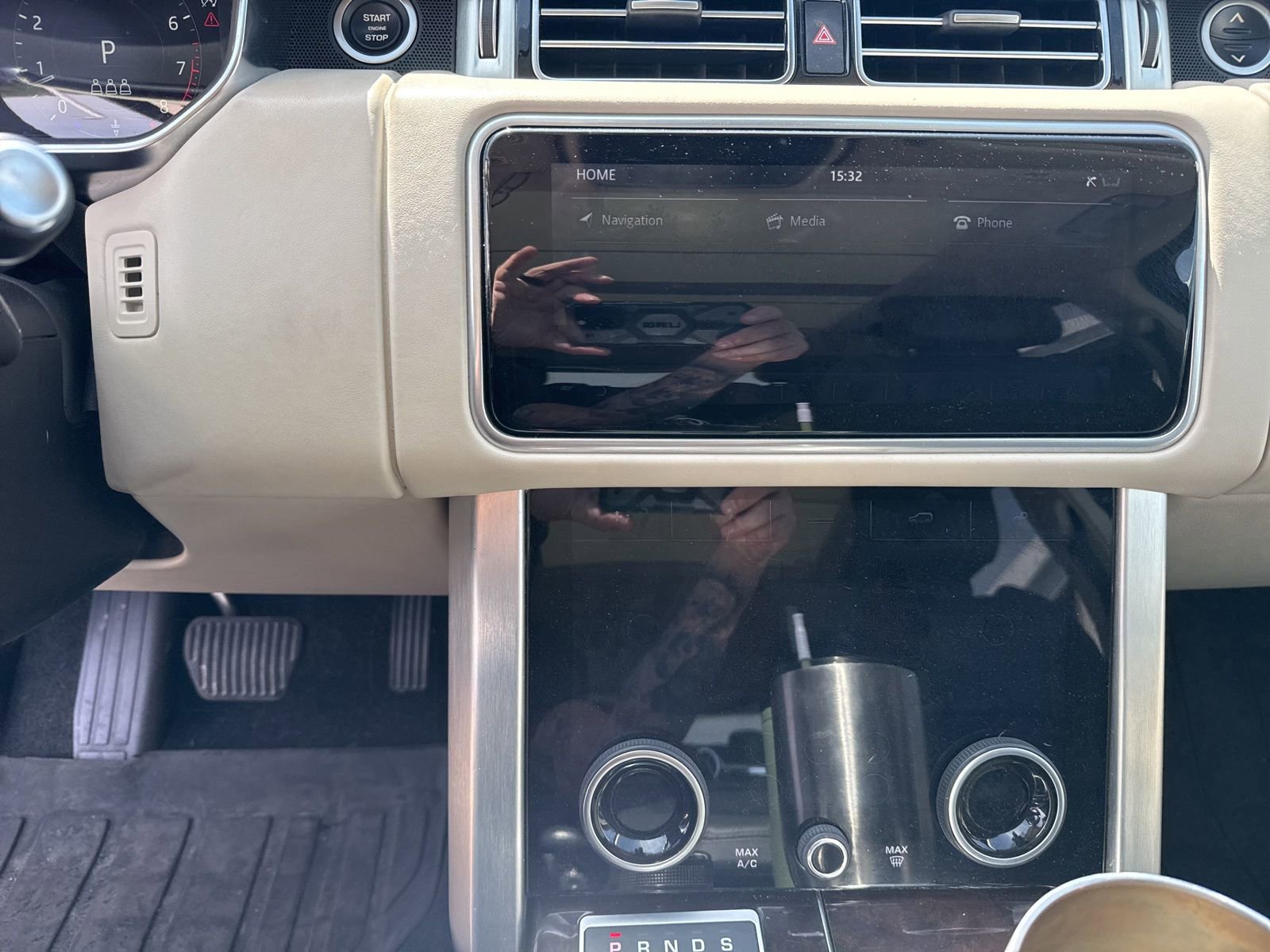 Used 2019 Land Rover Range Rover Supercharged image 16