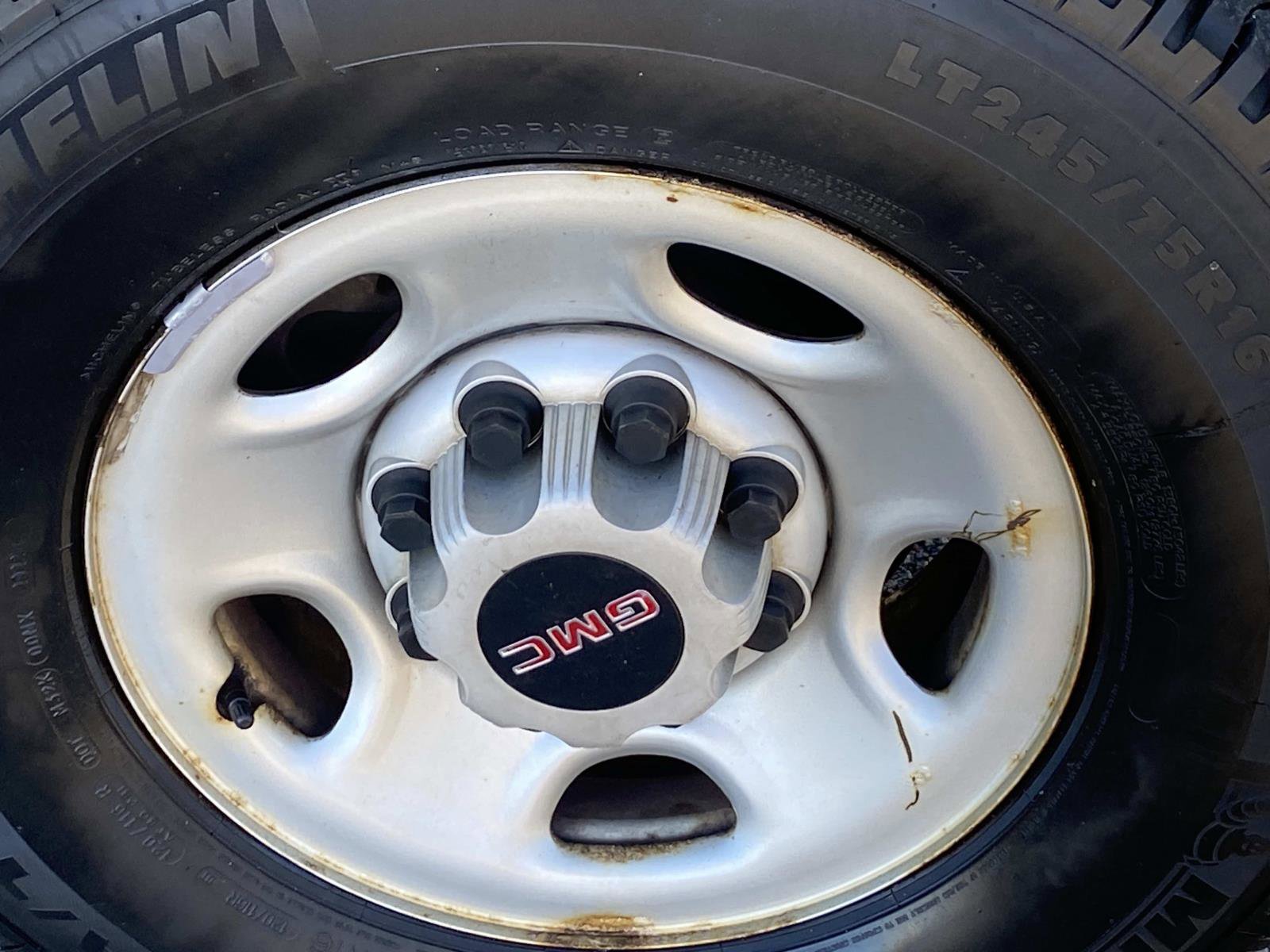 Used 2021 GMC Savana 2500 w/ Communications Package image 24