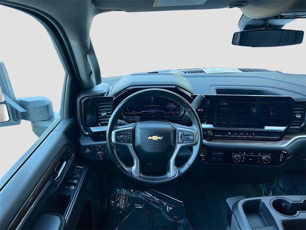 Used 2024 Chevrolet Silverado 2500 LT image 20