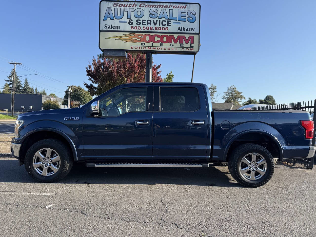 Used 2019 Ford F150 Lariat image 3
