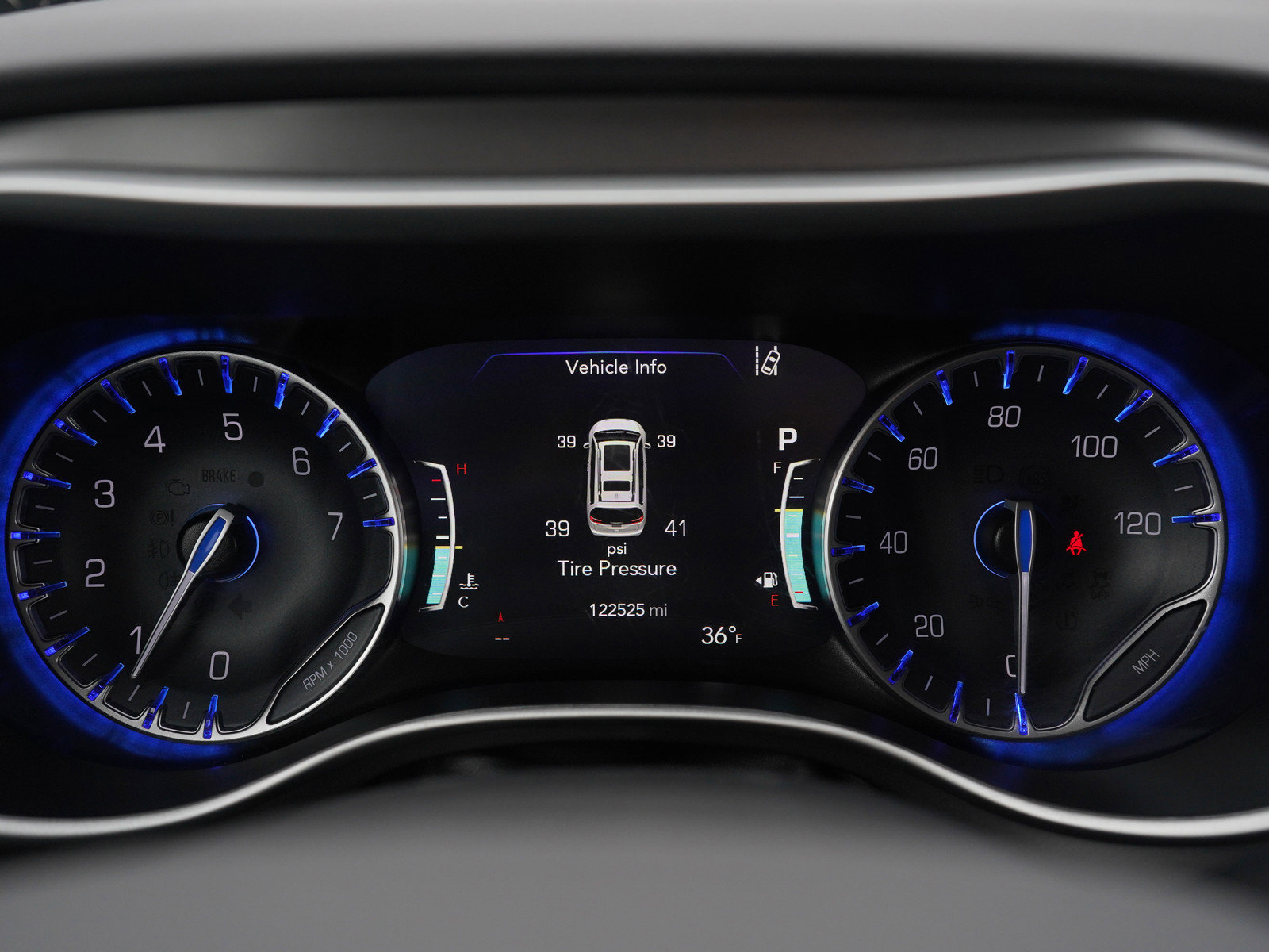 Used 2024 Chrysler Pacifica Touring-L image 21