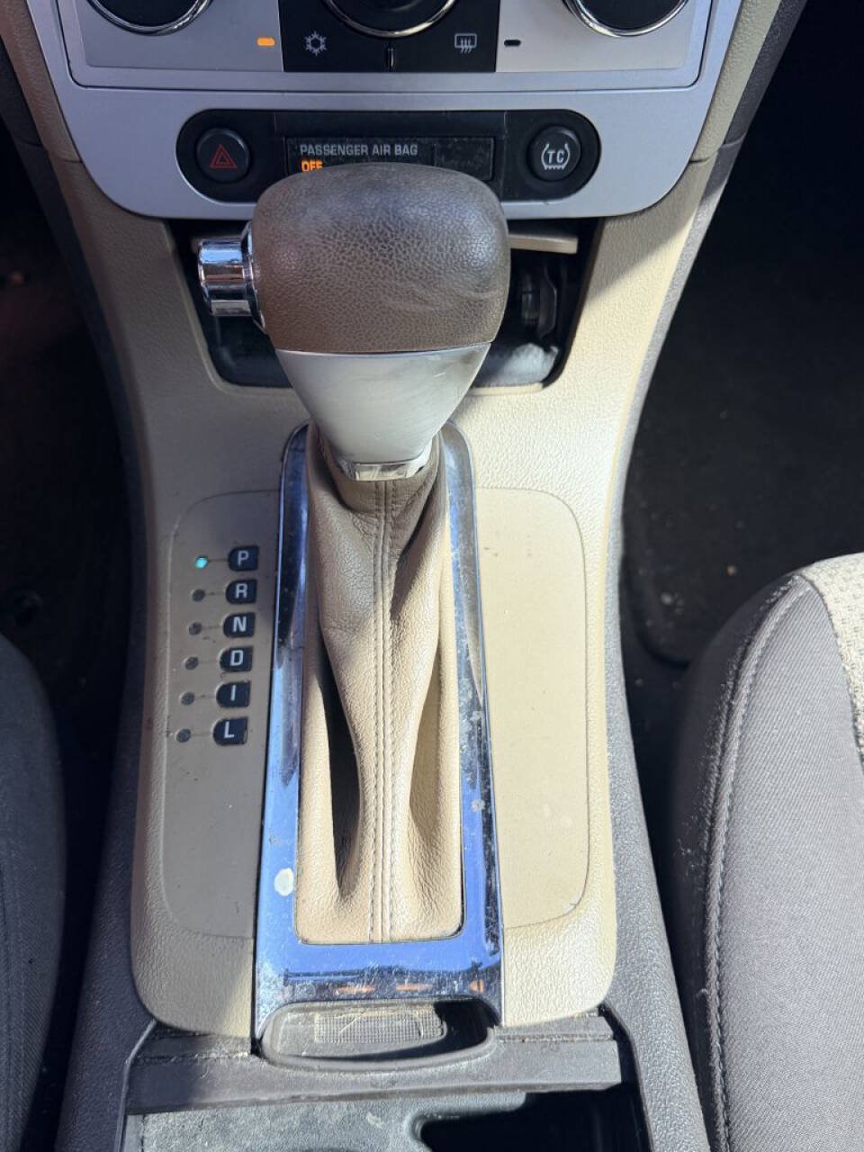 Used 2010 Chevrolet Malibu LS FWD image 16