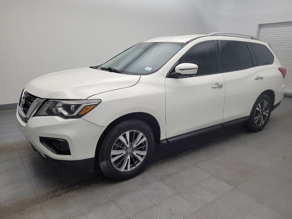 Used 2020 Nissan Pathfinder SL image 2