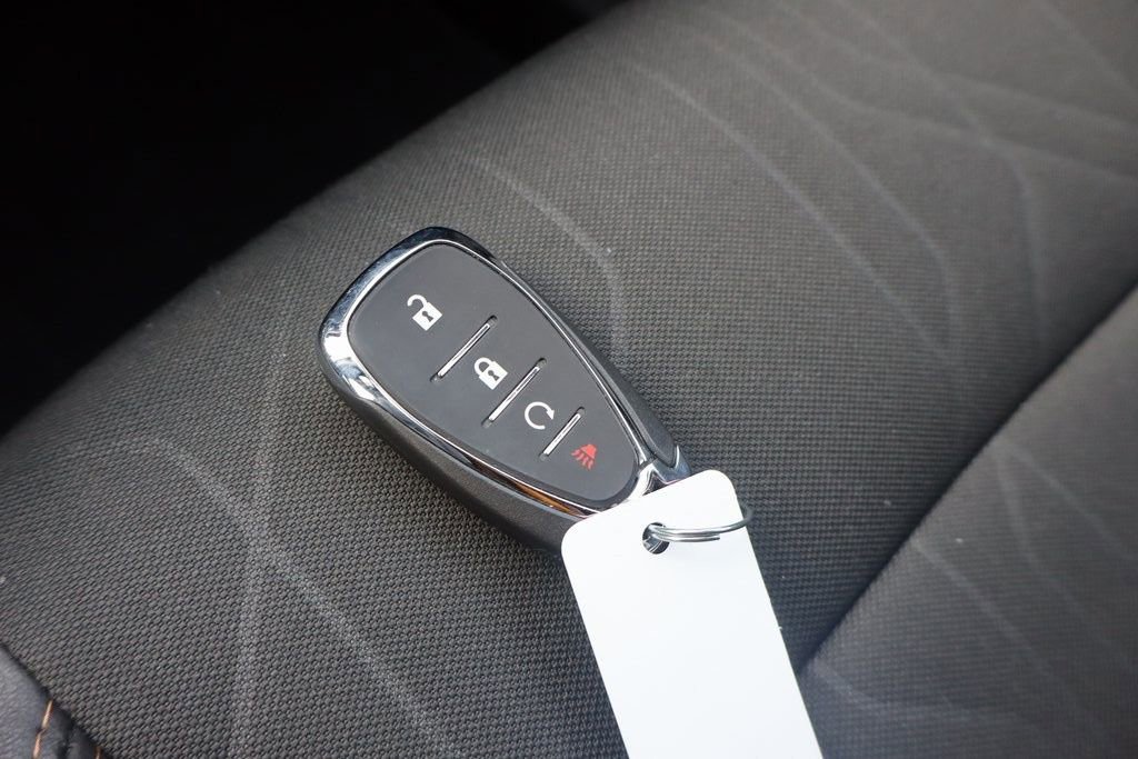 Used 2022 Chevrolet Trax LT w/ LT Convenience Package image 32